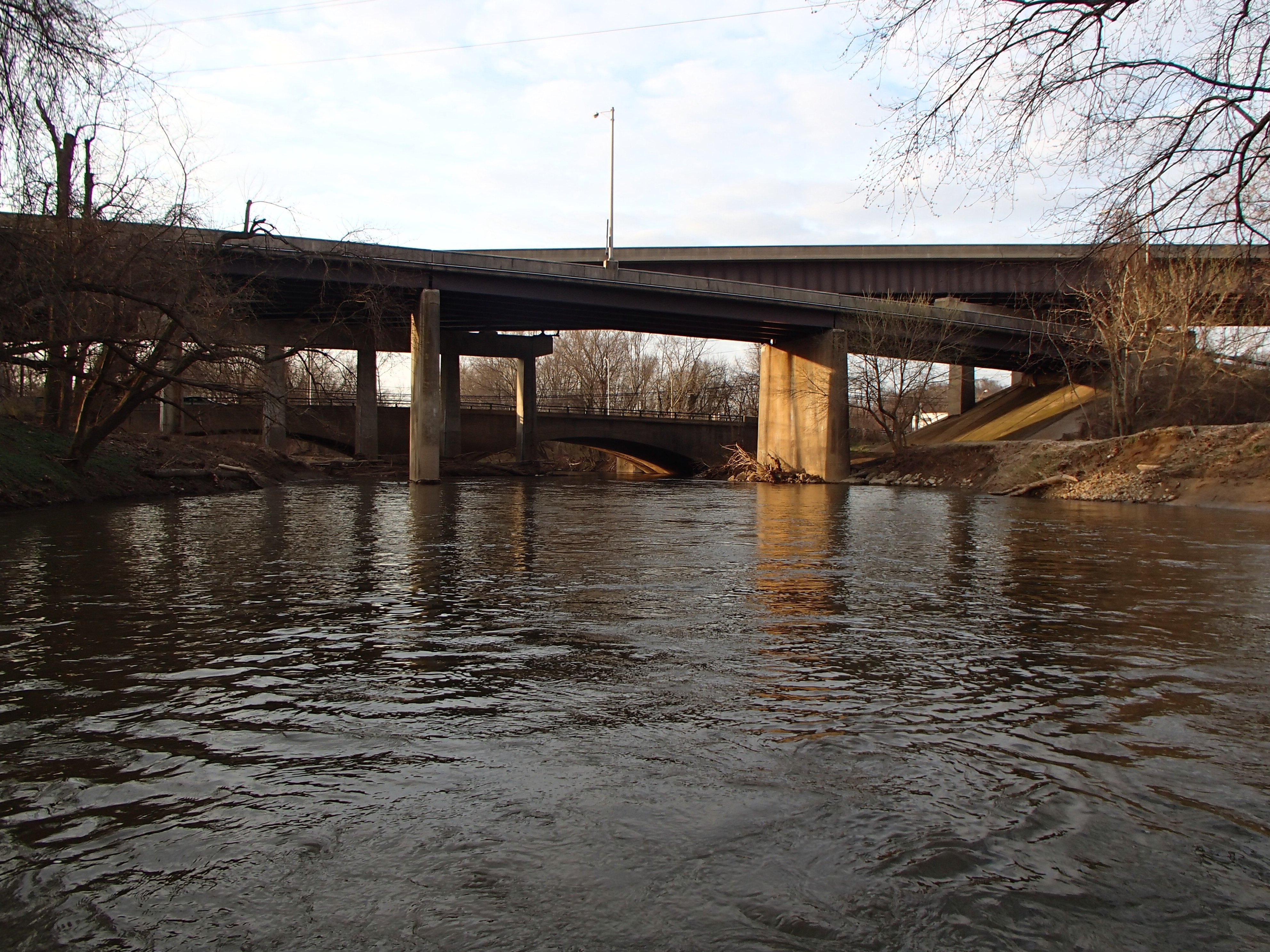 Field photo showing stream conditions at site PATL-B01-X-2016_midpoint looking downstream
